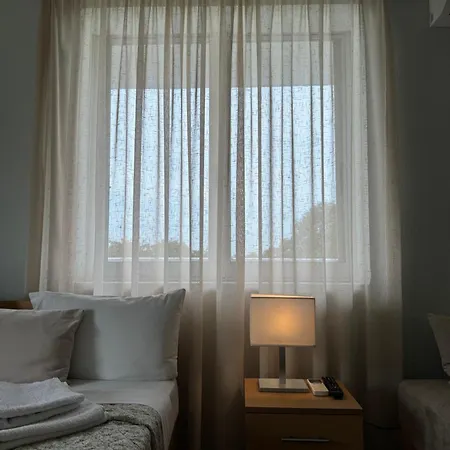 Prado Apartmán *