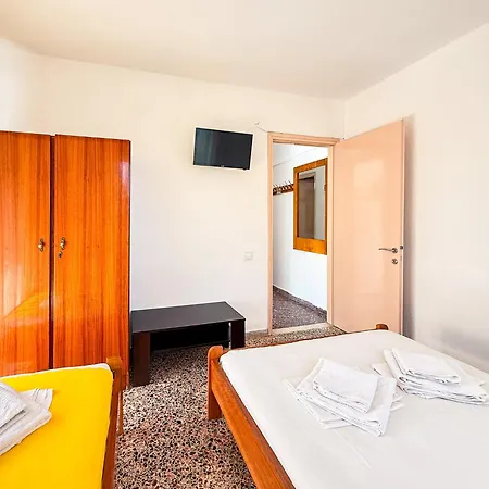 Prado Apartment Limin Litochorou